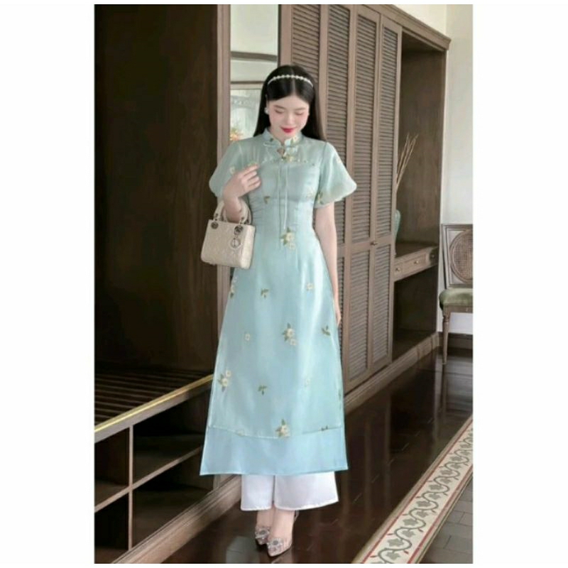 Áo dài cách tân chất tơ