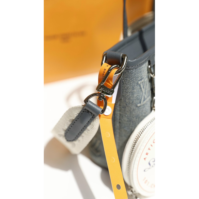 Túi L V NEVERFULL MINI vải bò denim dập hoạ tiết quai đeo bản to có logo size 19cm fullbox kèm ví tròn mini