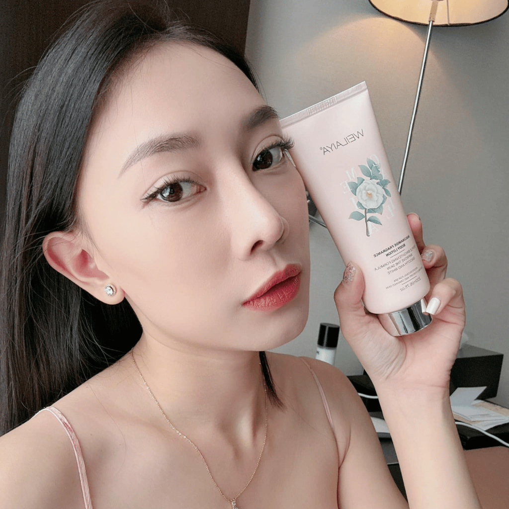 Dưỡng Thể Hoa Trà Body Lotion Weilaiya Cấp Ẩm, Làm Sáng Da -200ml
