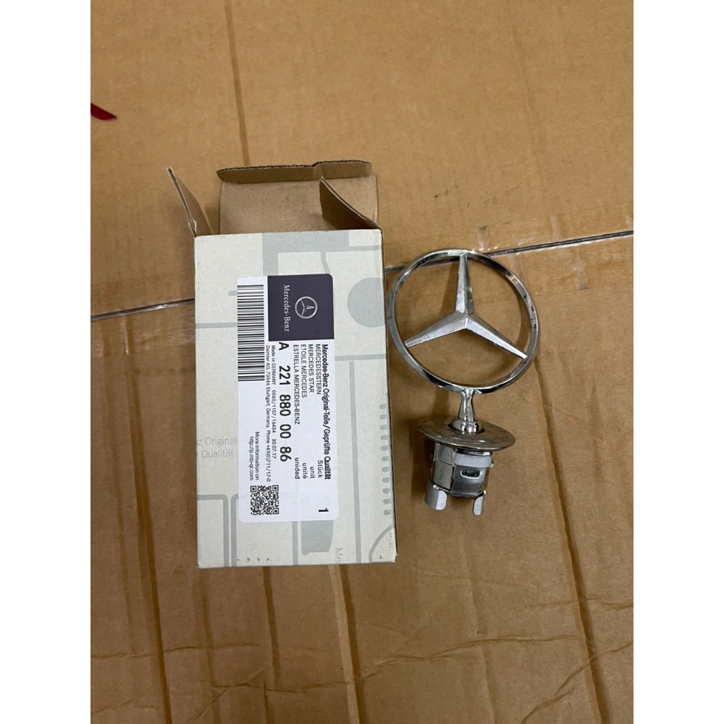 Logo capo mercedes