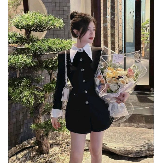 Váy chéo hàn phối cổ sơ mi và tay áo kèm quần trong