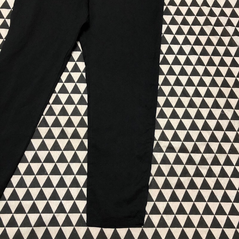 Jumpsuit đen lệch vai kiểu 2hand