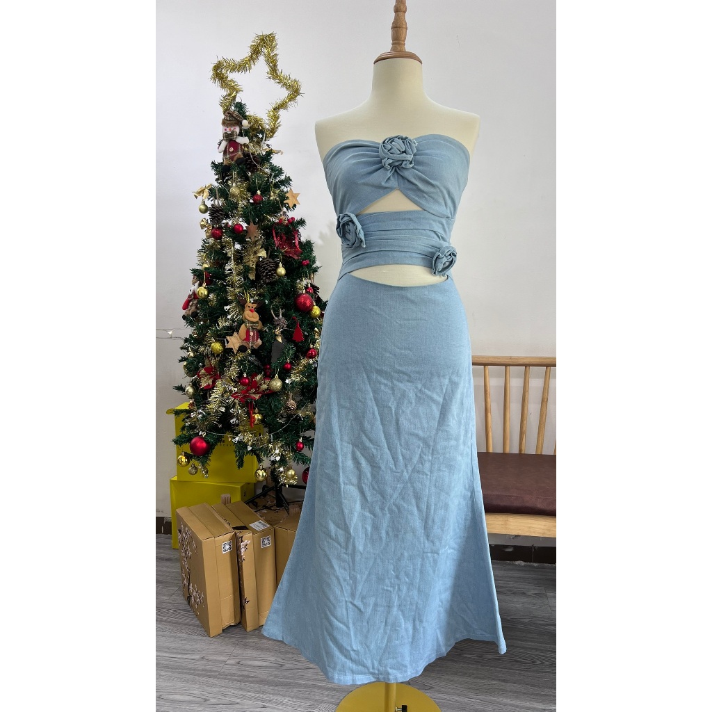 Đầm jean đính hoa