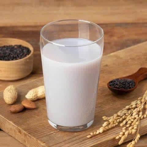 Nước gạo lứt đen Morning Rice Black - Woongjin chai 1,5L  - Vị Ngọt Tự Nhiên, Không Thêm Đường