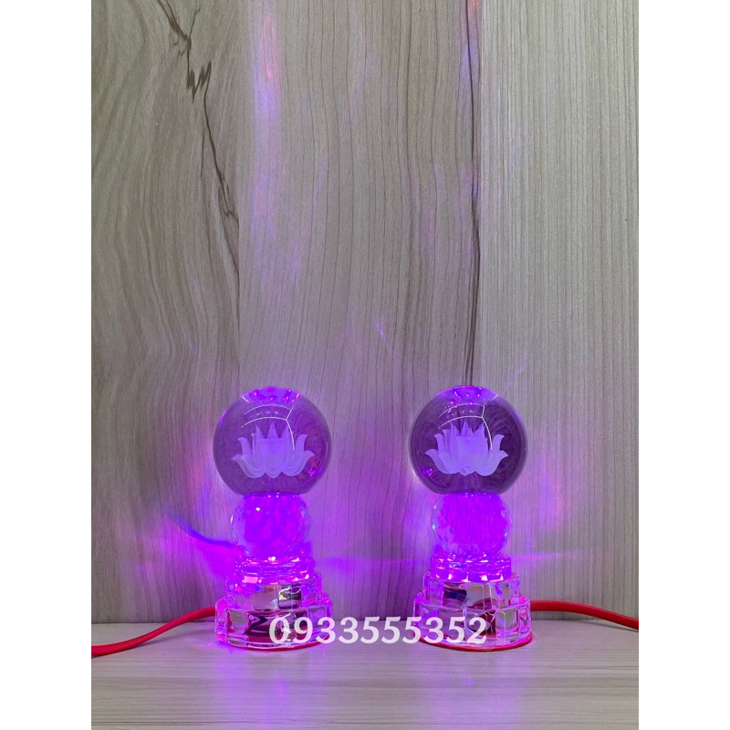 Cặp đèn thờ quả cầu một châu hoa sen pha lê