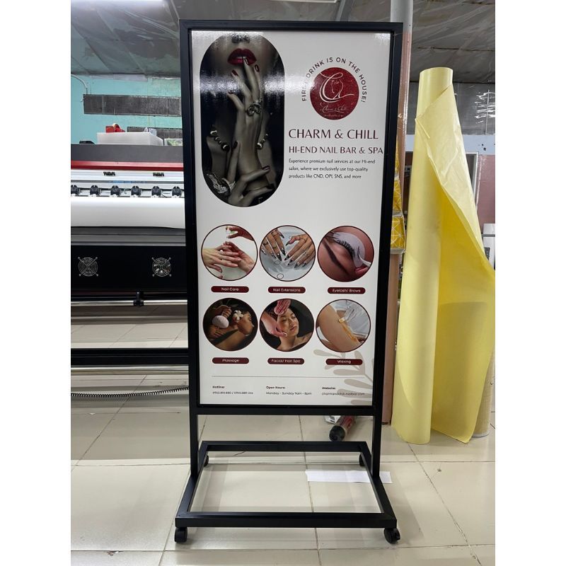 Tặng kèm fomex Standee chân sắt khung sắt ngoài trời standee quảng cáo ngoài trời có bánh xe