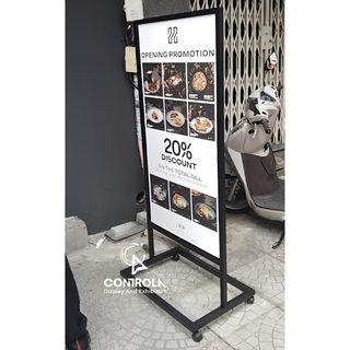 Standee chân sắt khung sắt ngoài trời standee quảng cáo ngoài trời có bánh xe - BNW612