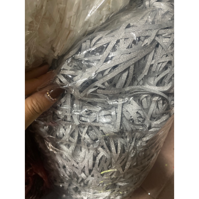 Giấy Rơm Cắt Sợi Lót Hộp Quà Tặng