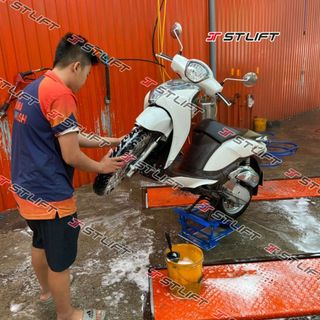 BEN NÂNG RỬA XE MÁY DI ĐỘNG