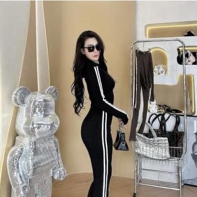 Set bộ thể thao áo tay dài có nón quần ôm dài năng động - thun tăm lạnh