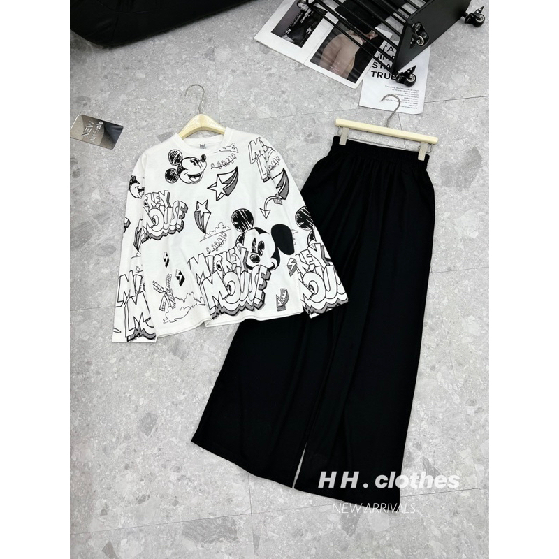 Set Áo Mickey Kèm Quần Đen Ống Rộng HH • Melanie Boutique