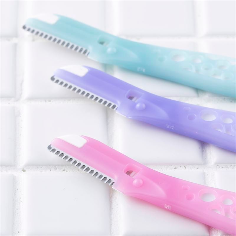 Dao Cạo Lông Mày Cán Nhựa Lưỡi Dao Thép Không Gỉ Kai For Women 17821