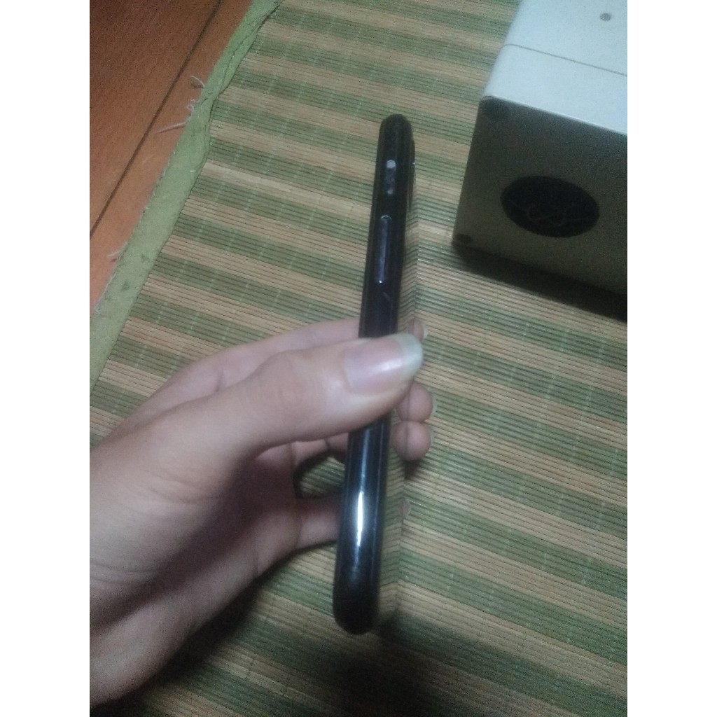 Điện thoại Masstel X6 bản Ram 1G, bộ nhớ 16Gb giá siêu rẻ