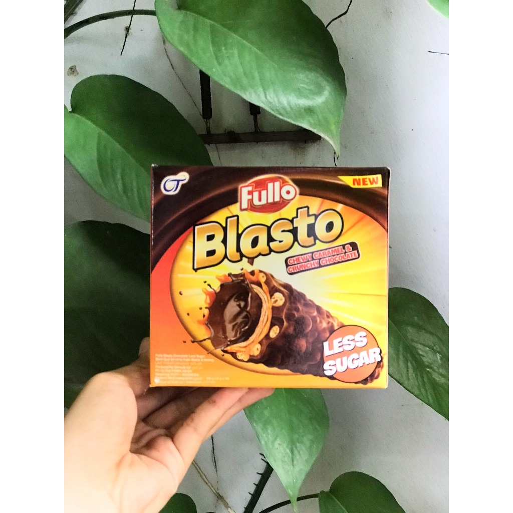 Bánh Xốp Sôcôla Fullo Blasto Less Sugar