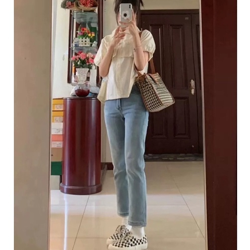 Quần Jeans Nữ Ống Đứng , Quần Bò Nữ Ống Đứng Cạp Cao Màu Xanh Nhạt Tôn Chân TL19