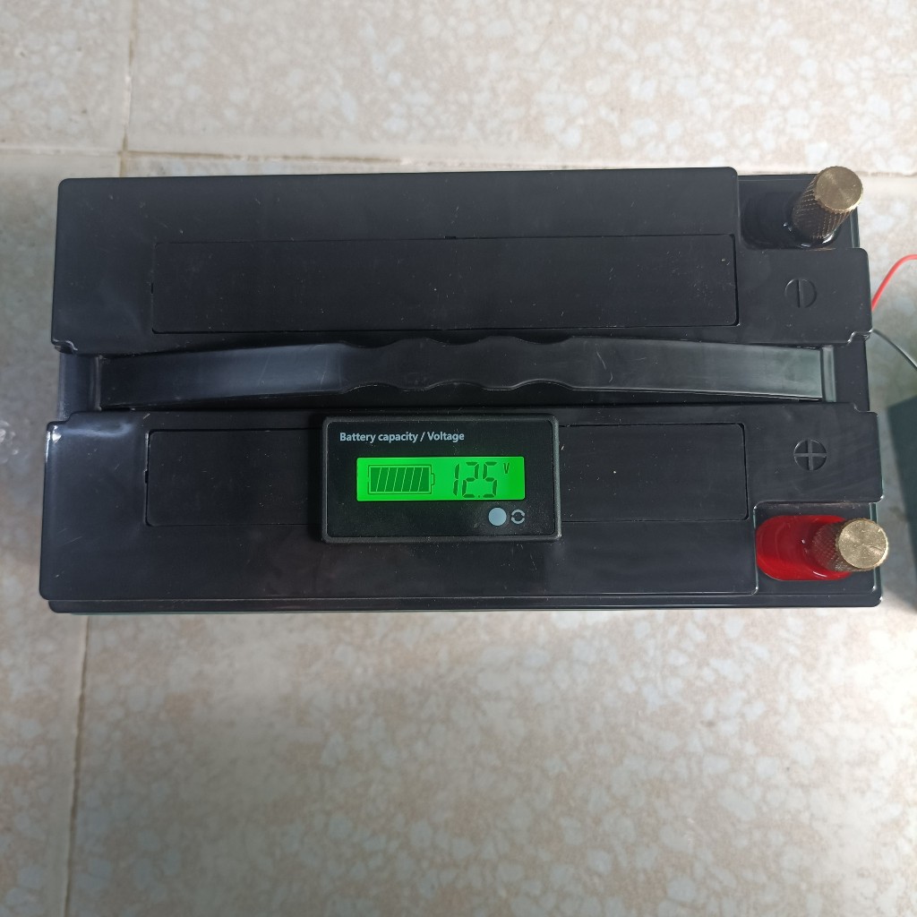 Vỏ  có đồng hồ báo pin lắp vừa 16 cell sắt photphat 33140 hoặc 6 cell 46160