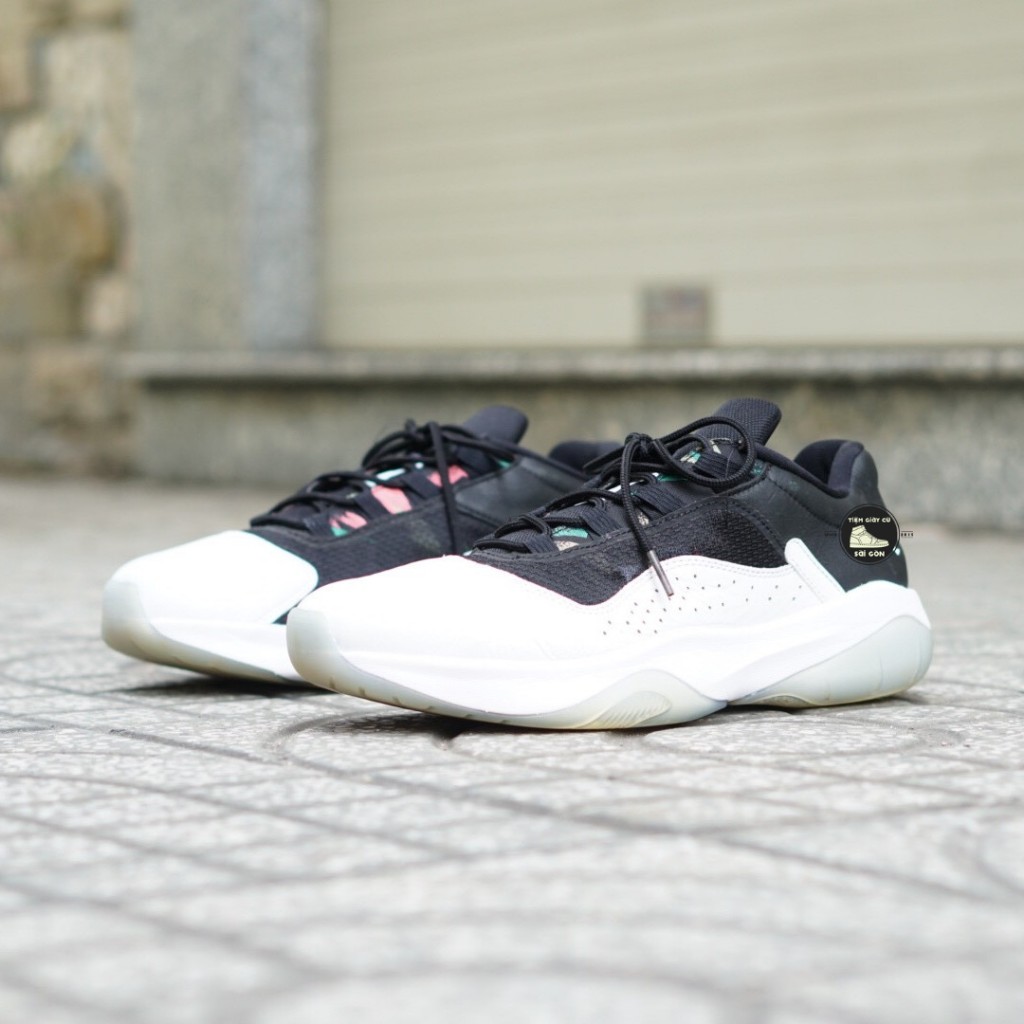 JD 11 CMFT LOW WHITE METALLIC SILVER BLACK CW0784-104 -  SECONHAND CHÍNH HÃNG 100%