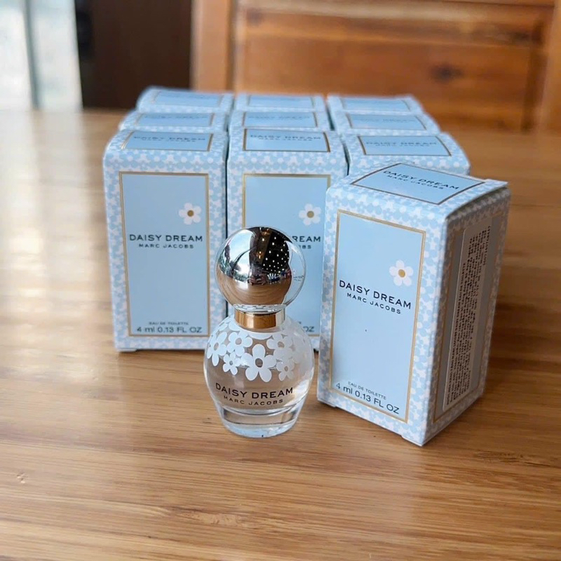 Nước hoa mini chính hãng 𝙈𝙖𝙧𝙘 𝙅𝙖𝙘𝙤𝙗𝙨 𝘿𝙖𝙞𝙨𝙮 𝘿𝙧𝙚𝙖𝙢 4ml