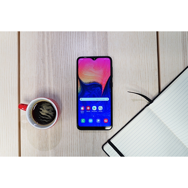 Điện thoại samsung galaxy a10  chính hãng màn hình to camera nét