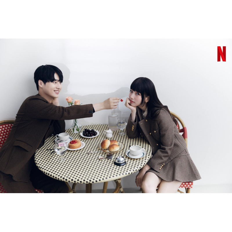 Set áo vest đính cúc + chân váy xoè Doona Bae Suzy