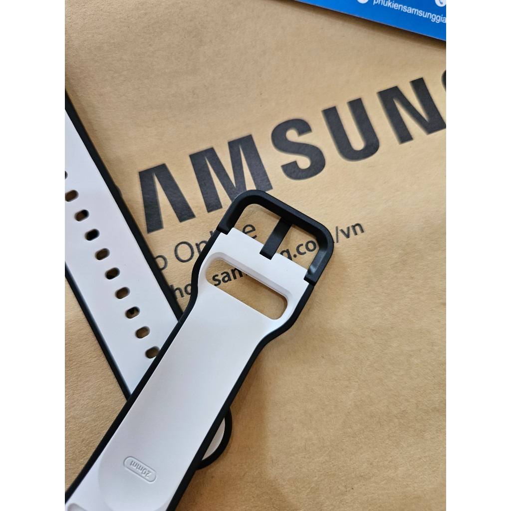 Dây đeo thể thao hai tông màu của samsung Galaxy Watch 5/watch 4/ Size S/M-Chính hãng