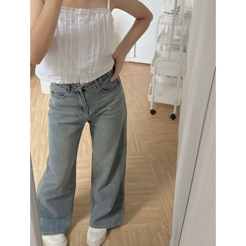 Quần jeans suông hơi loe QC 7317 - Eighteen Again
