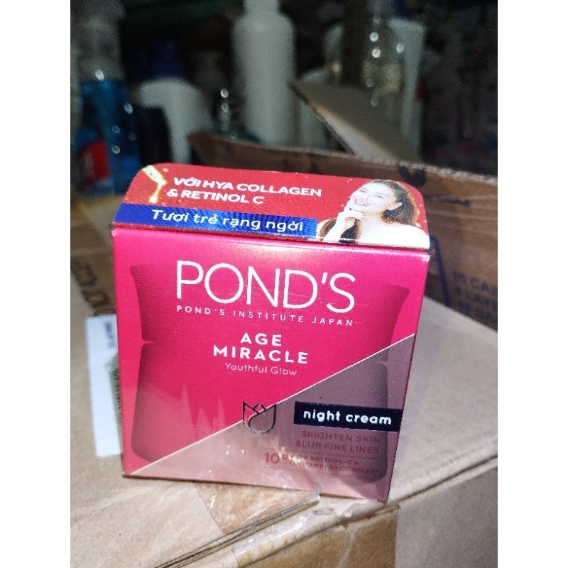Kem dưỡng da ngăn ngừa lão hoá Ponds Age Miracle Ban đêm 50g