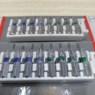 Bộ vặn vít 8 món extra hard 25m đầu ph, pz bosch 2608522413
