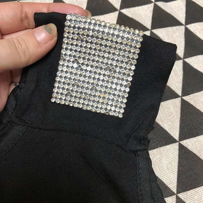 Jumpsuit đen lệch vai kiểu 2hand