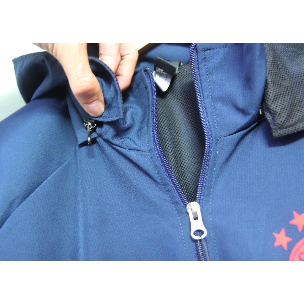 ÁO KHOÁC BAYERN XANH MẪU MỚI 2023/24- DÙ MỊN 2 LỚP LOGO CHẤT LƯỢNG CAO