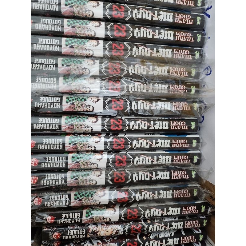 Kimetsu no Yaiba  kèm quà bản đầu