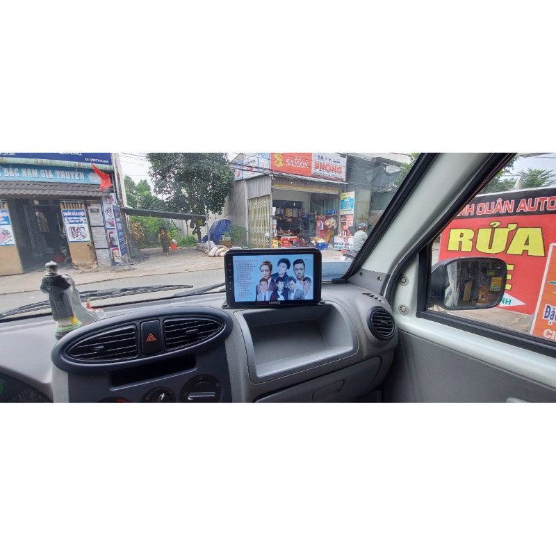 Mặt Dưỡng Màn Hình Android 9inch 10inch Gắn Taplo Cho Các Dòng Xe Tải, Xe Đầu Kéo 12V - 24V