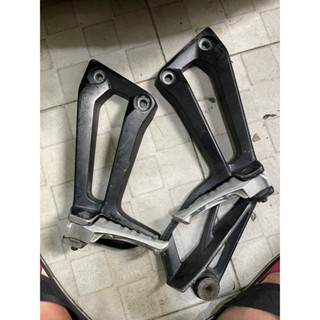 gác chân ex 150 zin(1cặp)