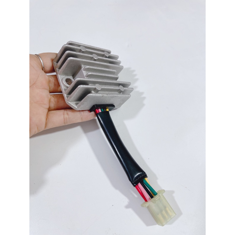 Sạc Attila 2 pha chế độ cho xe máy, dòng sạc mạnh dùng thay thế hoặc lên sạc cho xe máy