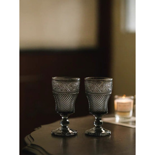 Ly thuỷ tinh xám khói hoa văn phong cách vintage trầm mặc