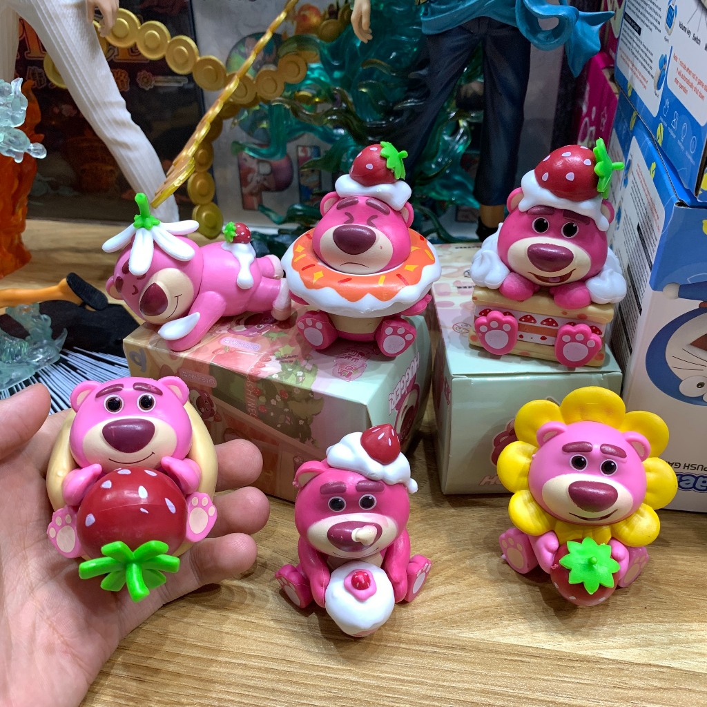 Mô hình Gấu Dâu Lotso 6 phiên bản cực dễ thương Nhân Vật Phim Hoạt Hình - cute - an toàn cho bé - đồ chơi gấu dâu