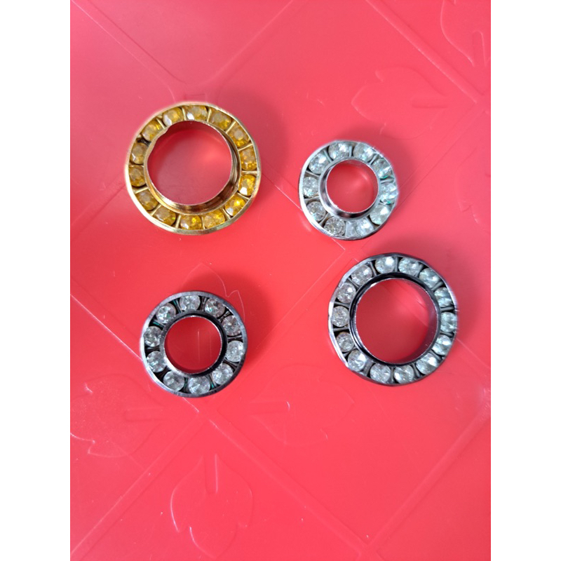 🔥🔥🔥Sale Khoen ore đính đá 8 li -1.2cm giá 10k/30 bộ