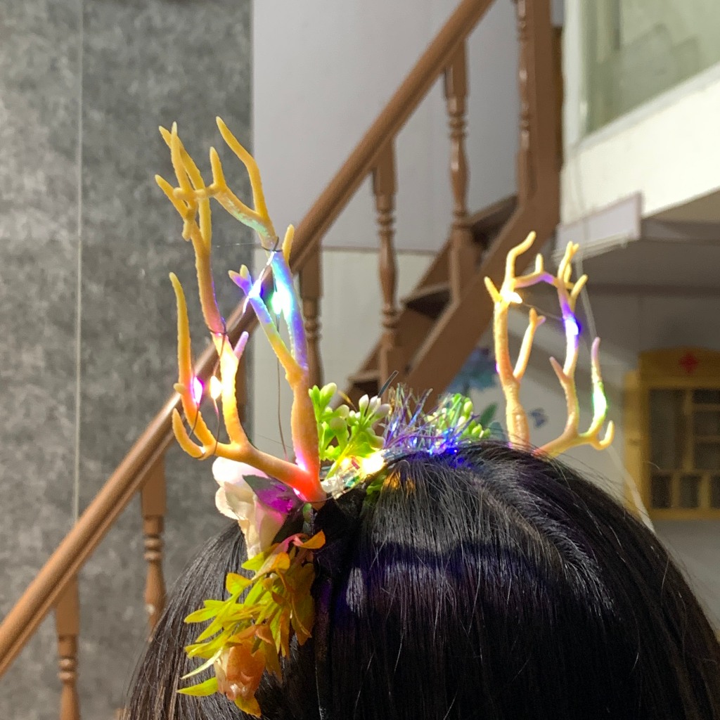 Bờm Noel cute - băng đô cài tóc đồ dùng làm quà tặng trong mùa giáng sinh - siêu dễ thương - gắn đèn led - siêu đẹp