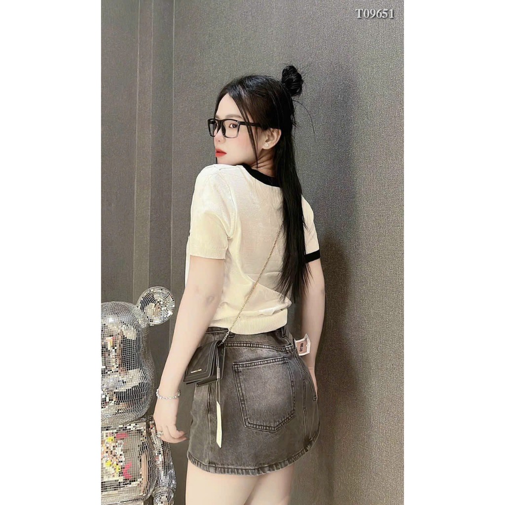 Áo Len , Áo Len Ngắn Tay Mongtoghi chữ call me baby hảng QC cao cấp