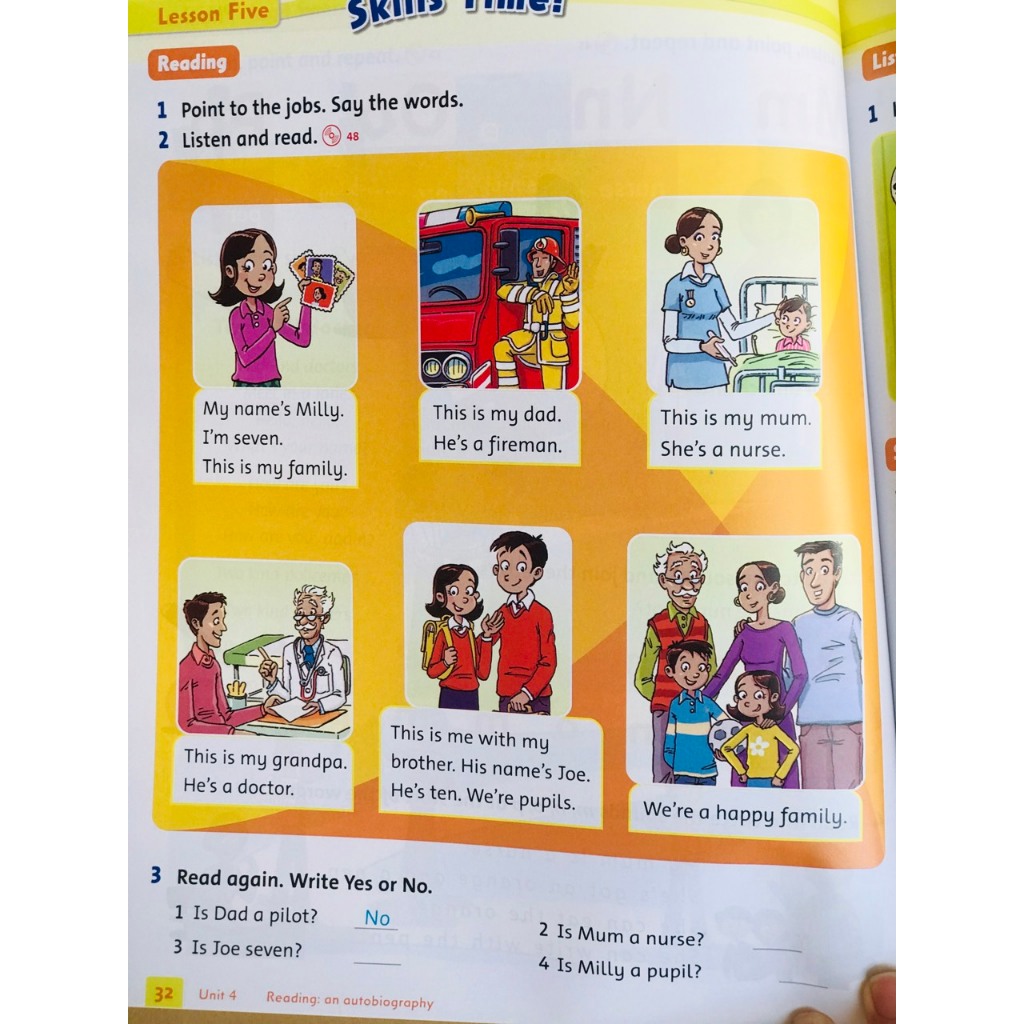 SÁCH - Family and friends bản 1st