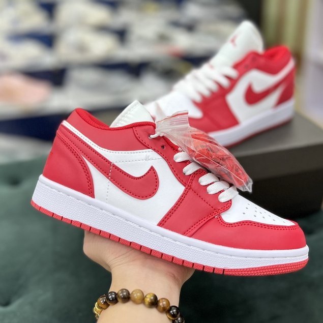 Giày JORDAN 1 Low đen trắng , Giày thể thao 𝐉𝐎𝐃𝐀𝐍 1 Panda THẤP CỔ Màu Đen Trắng -Top1
