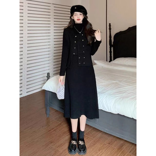 Set váy len tăm kèm áo gile đính cúc cài qccc bầu bí bon chen