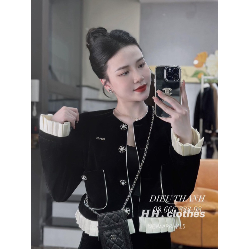 Áo nhung bèo xinh dã man