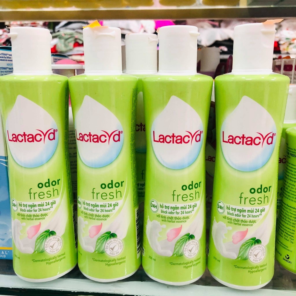 Dung Dịch Vệ Sinh Phụ nữ Lactacyd Pro Sensitive Cho Da Nhạy Cảm 250ml/chai