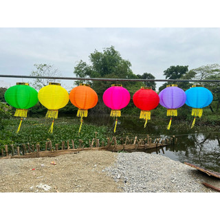 Đèn lồng vải tròn có tua trơn - màu đỏ