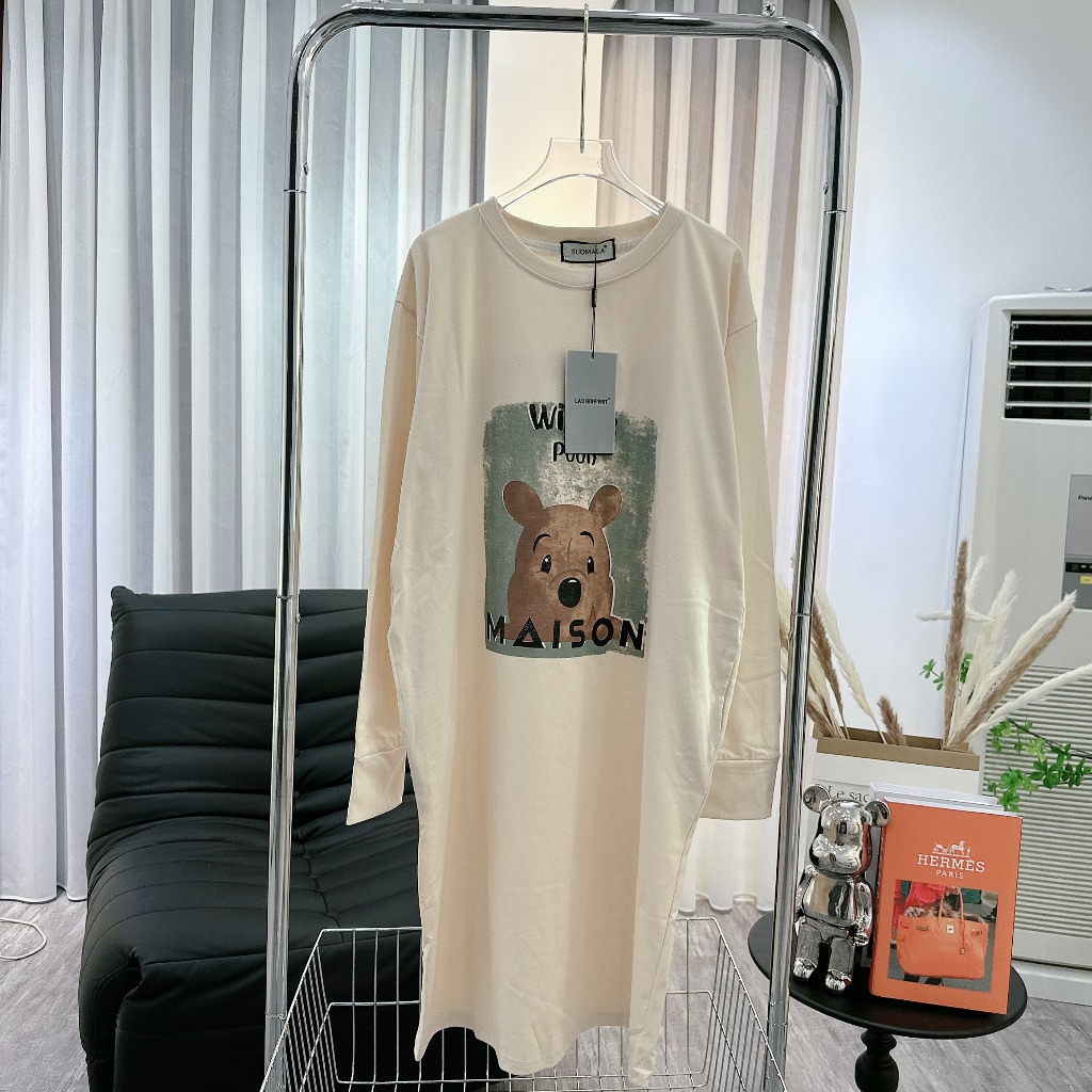 Váy Suông Nữ Dài Tay In Hình Gấu POOH Maison Đầm Nữ Dáng Dài Cổ Tròn Freesize S1052