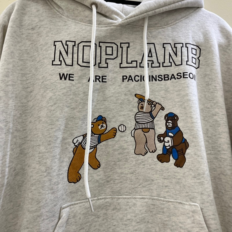 Áo Hoodie hình gấu mới 100%