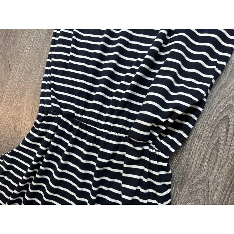 HIPU.VNXK - ĐẦM THUN ANN TAYLOR SÁT NÁCH TAY CON.