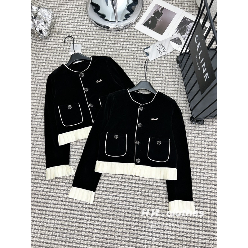 Áo nhung bèo xinh dã man