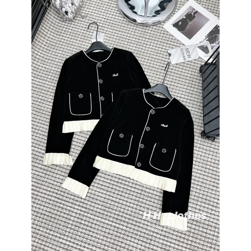 Áo nhung bèo xinh dã man